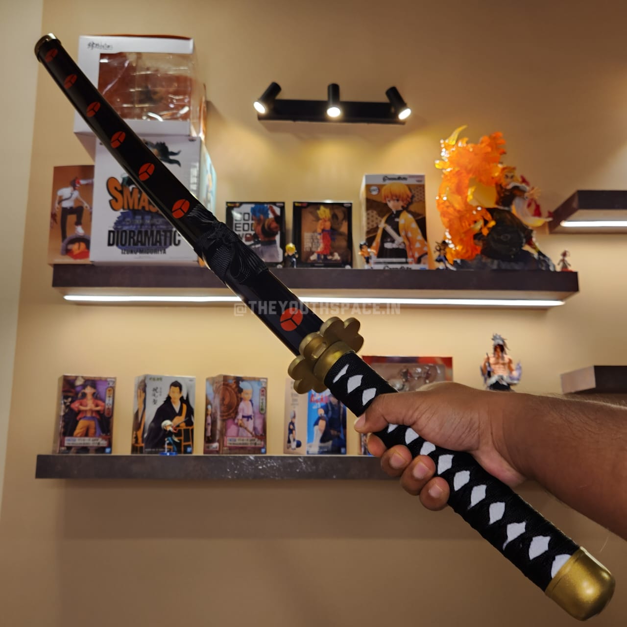 DIY ZORO'S SHUSUI WOODEN KATANA (104 CM)