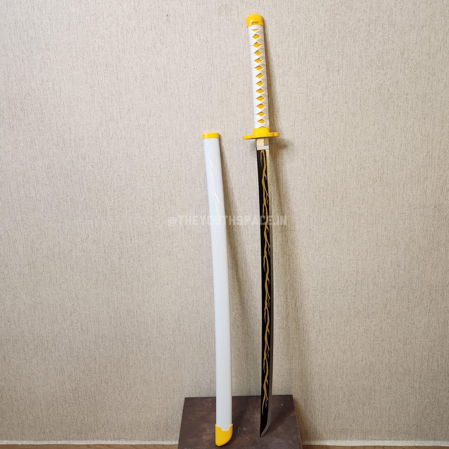 DIY ZENITSU'S YELLOW NICHRIN WOODEN KATANA (104 CM)