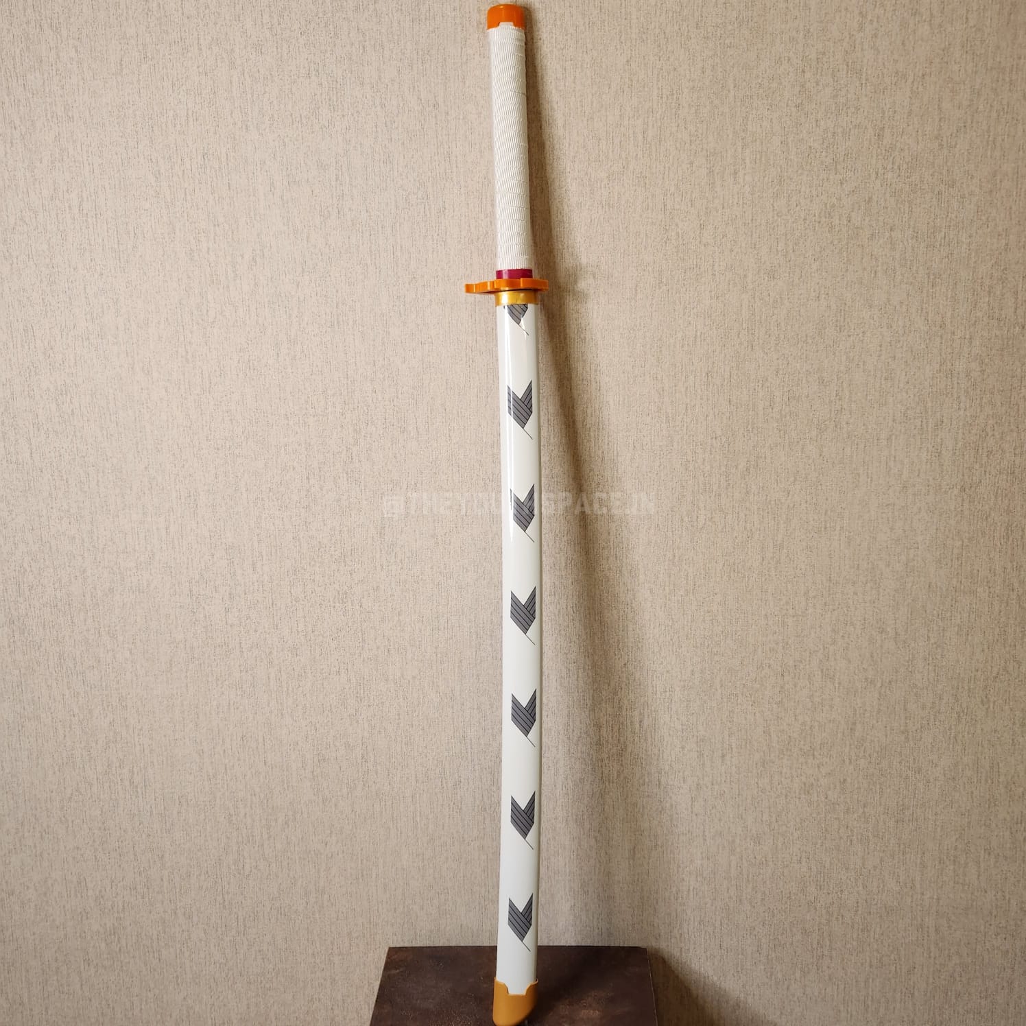 DIY RENGOKU'S RED NICHRIN WOODEN KATANA (104 CM)