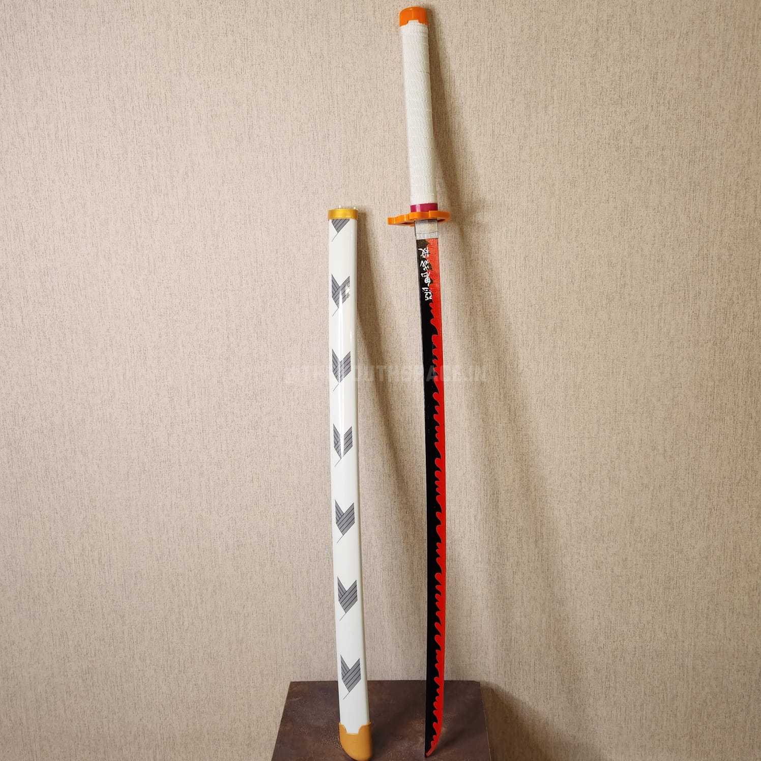 DIY RENGOKU'S RED NICHRIN WOODEN KATANA (104 CM)