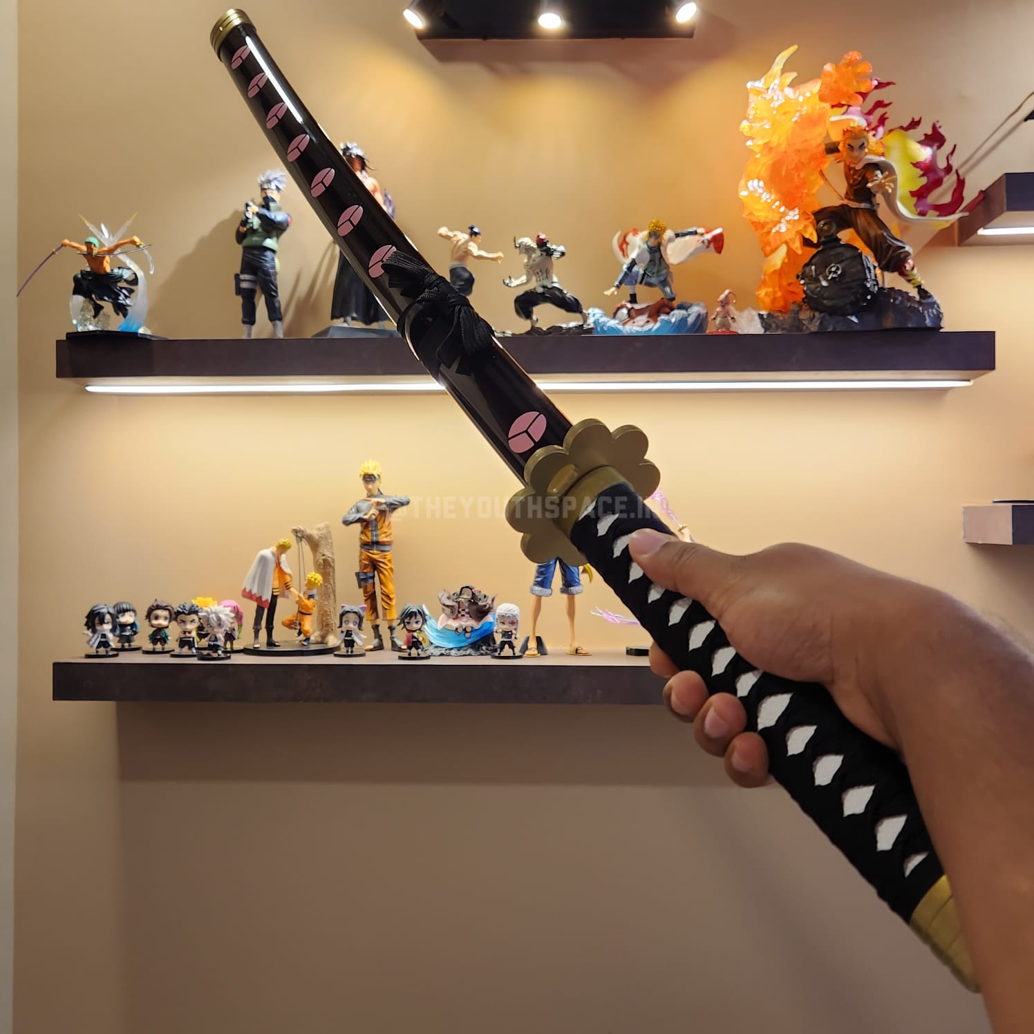 Zoro's Shusui practice wooden katana (104 cms)