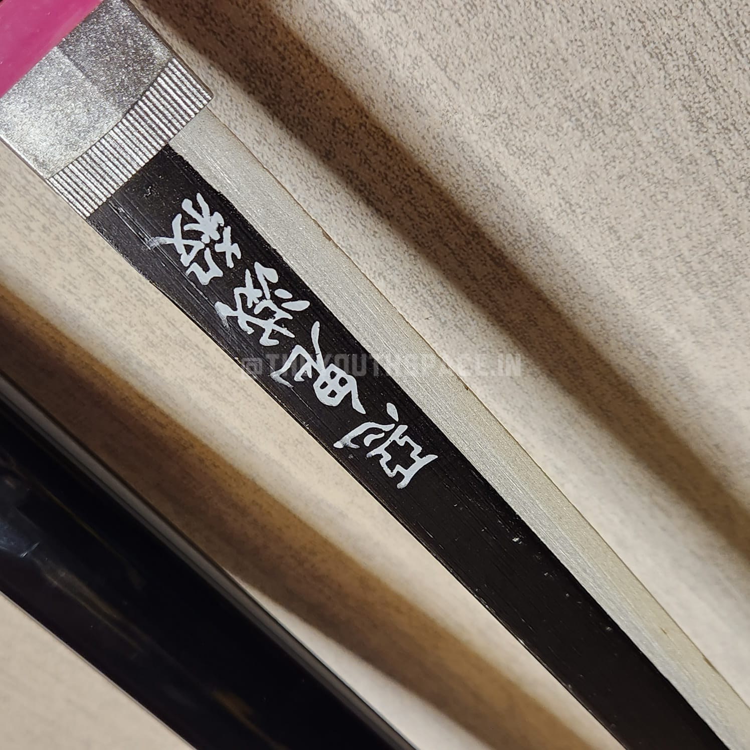 Giyu Tomioka's wooden practice katana (104cms)