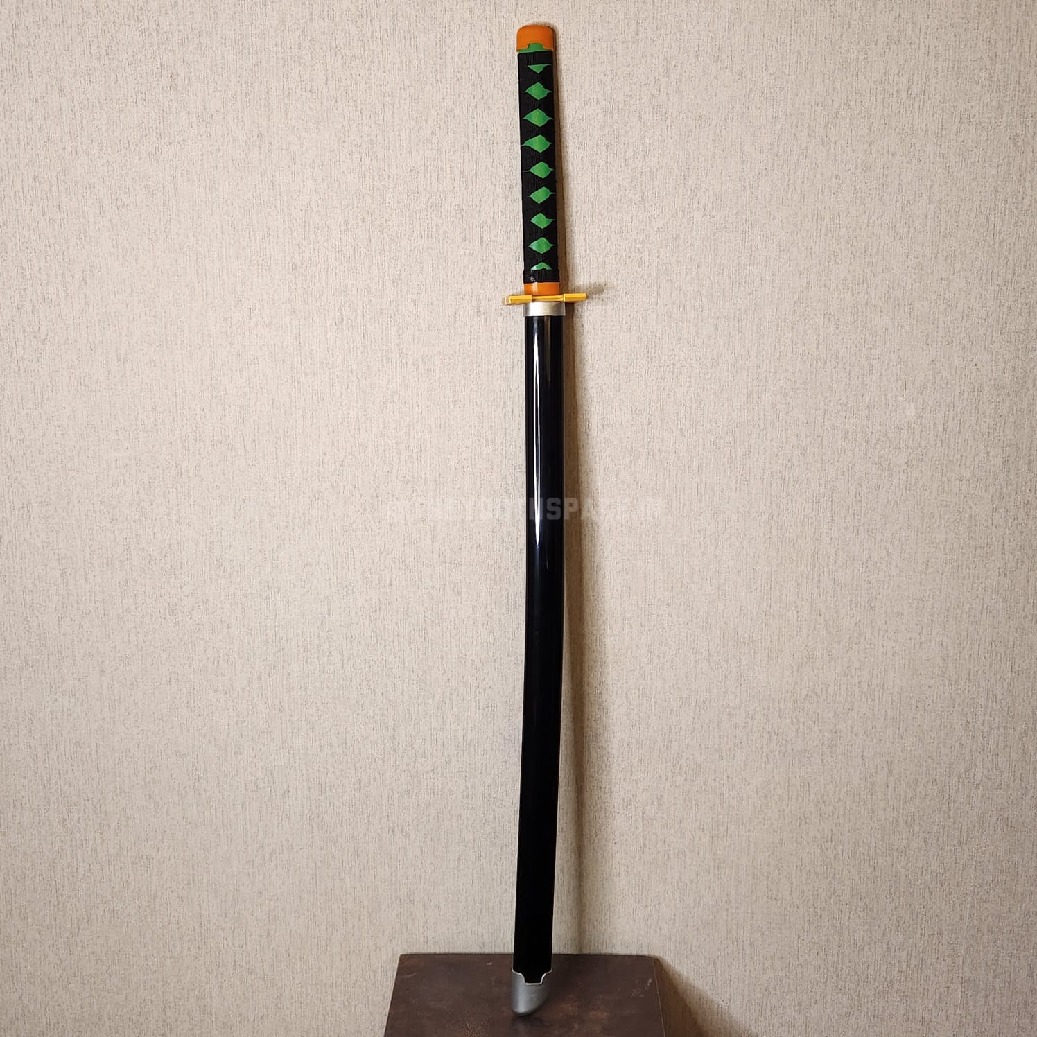 DIY MUICHIRO'S WOODEN KATANA (104 CM)
