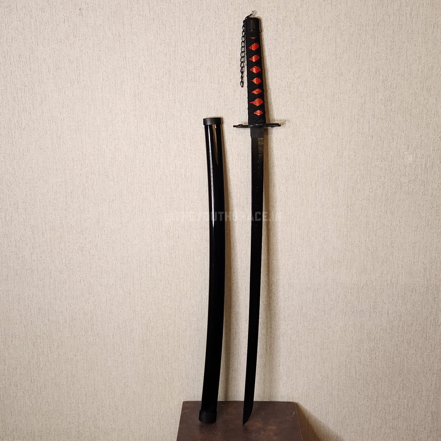 BLEACH PRACTICE WOODEN KATANA (104 CMS) (code 3)