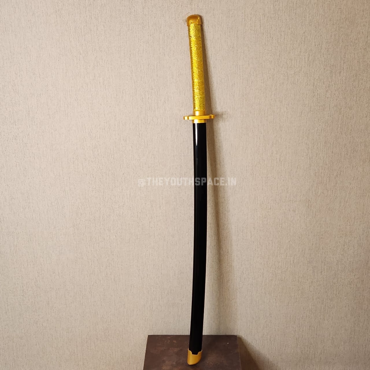DIY YORIICHI TSUGIKUNI'S WOODEN KATANA (104 CM)
