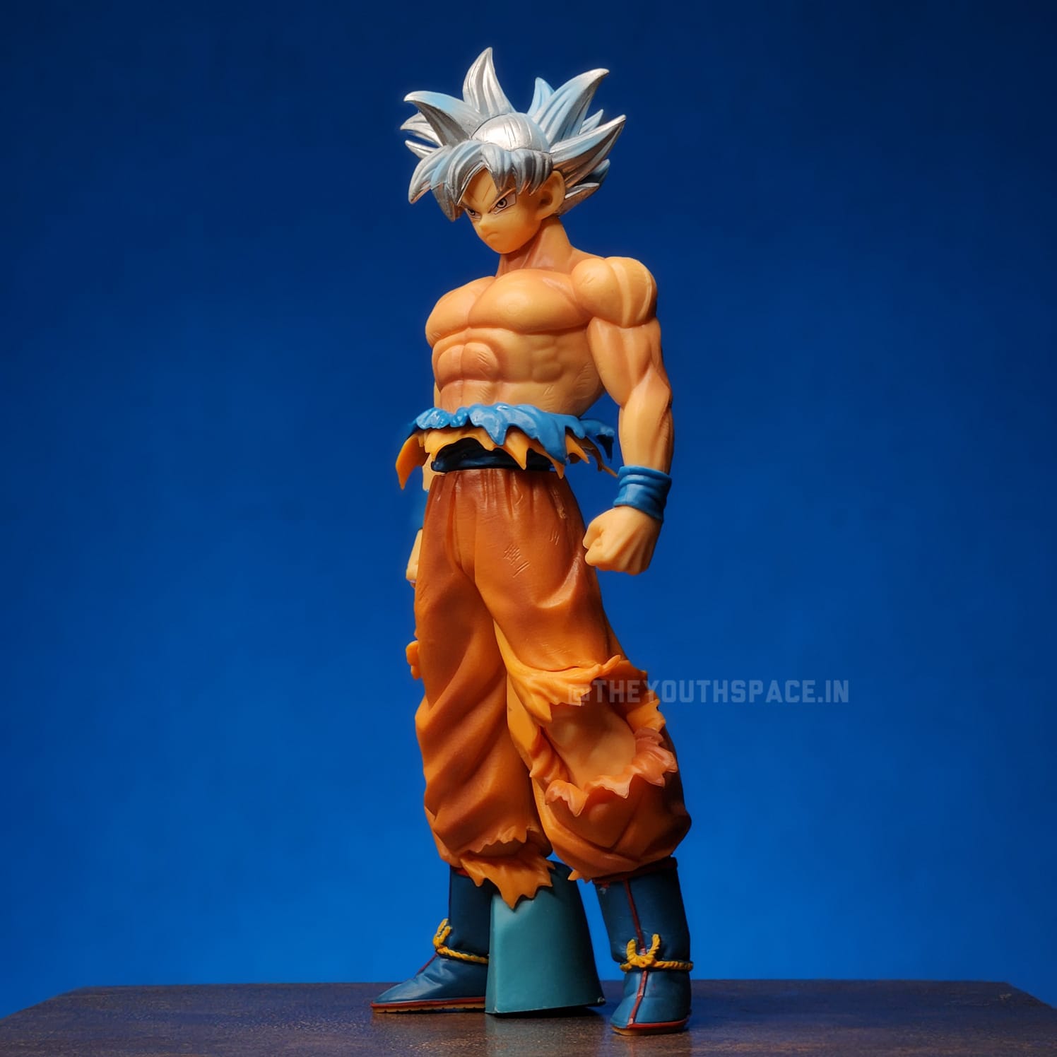 Goku Ultra Instinct Standing Action Figure - Dragon Ball