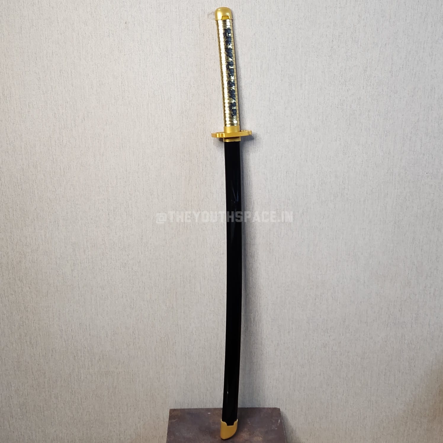 DIY YORIICHI TSUGIKUNI'S WOODEN KATANA CODE 2 (104 CM)