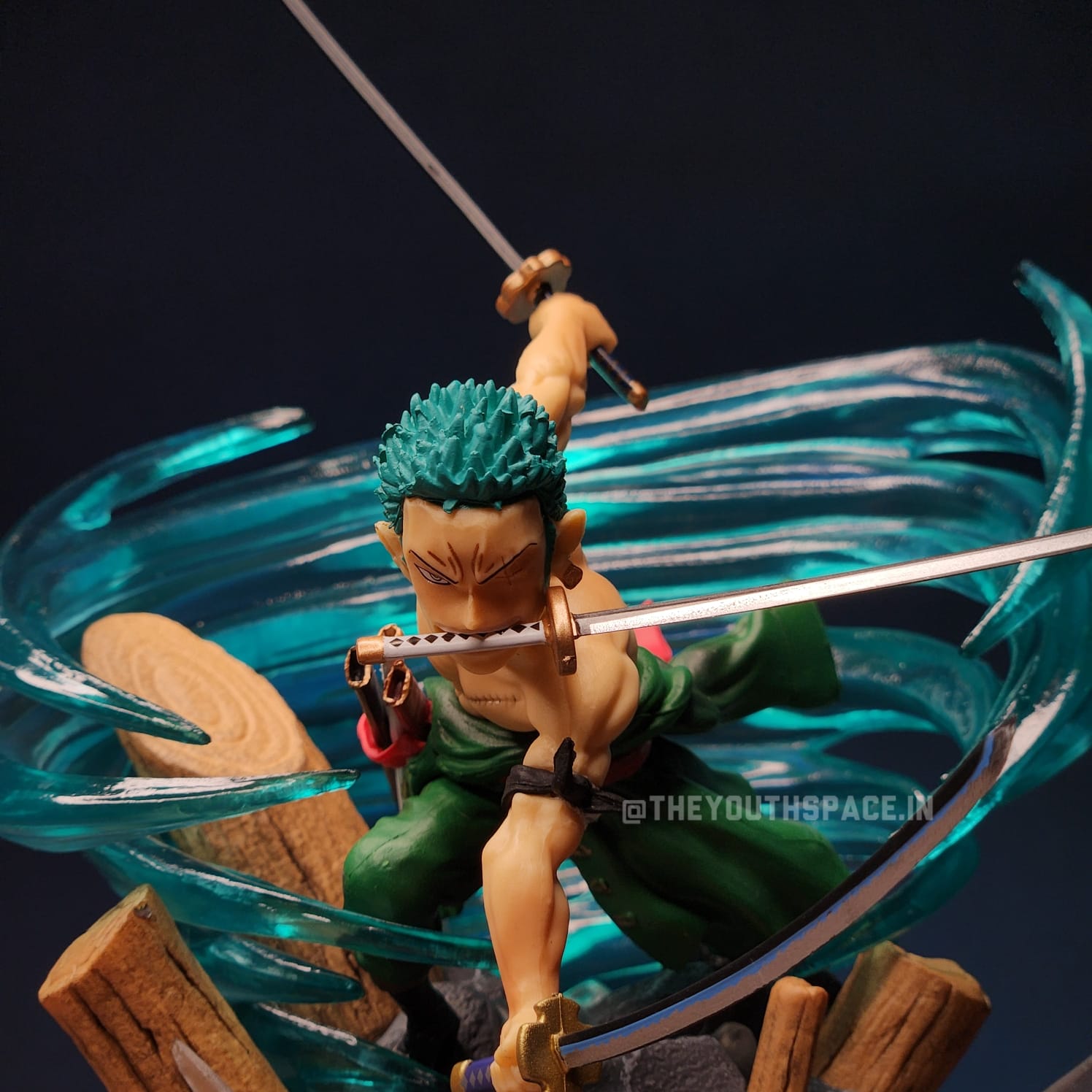 RORONOA ZORO BATTLE MODE ACTION FIGURE - ONE PIECE