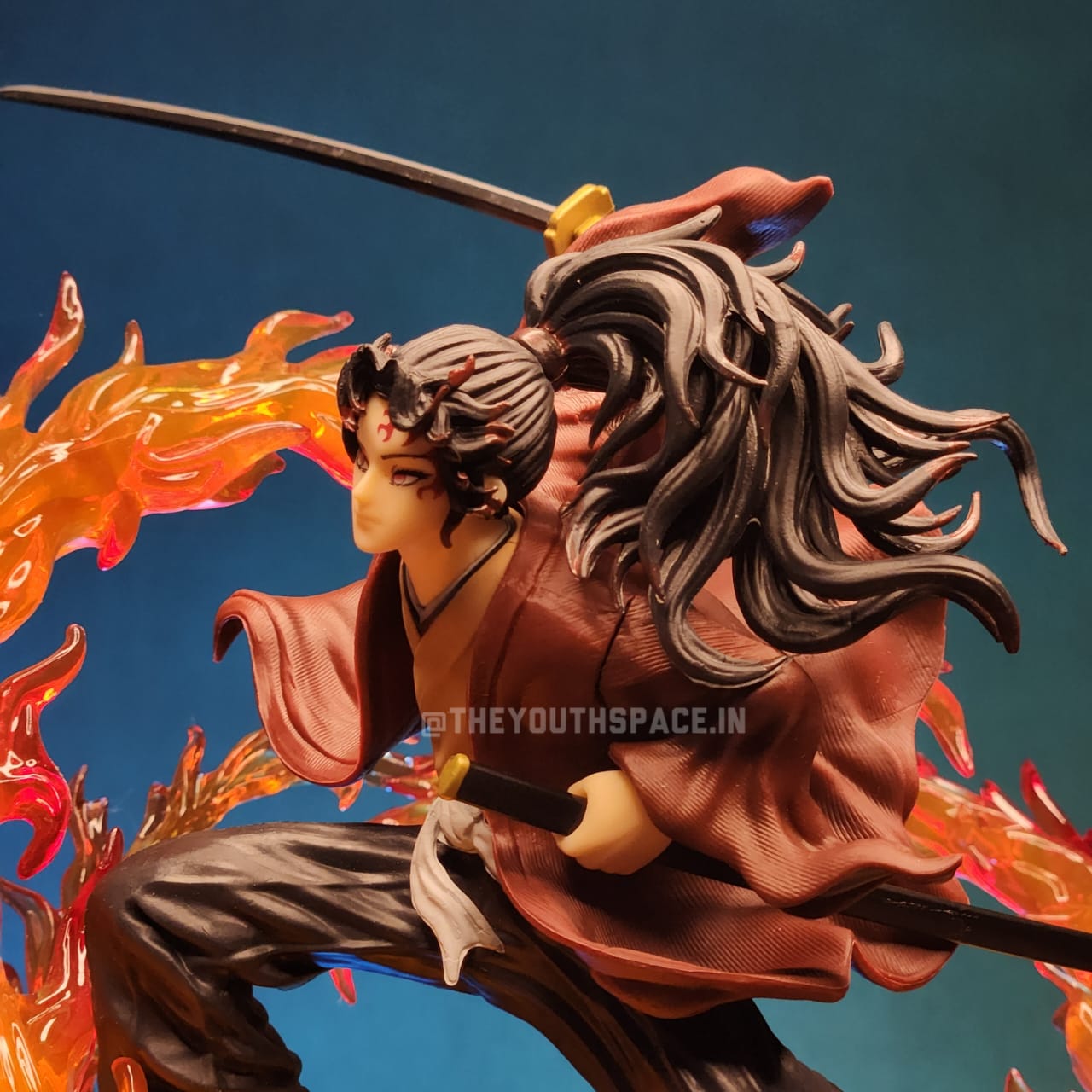 YORIICHI TSUGIKUNI ACTION FIGURE 23cm - DEMON SLAYER