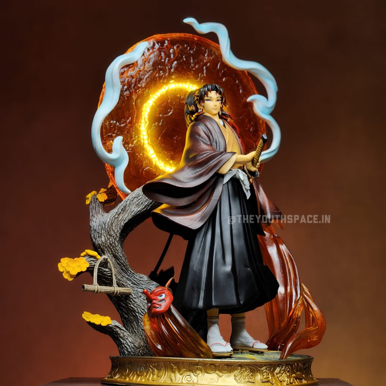 Yoriichi Tsugikuni Action Figure 40cm - Demon Slayer