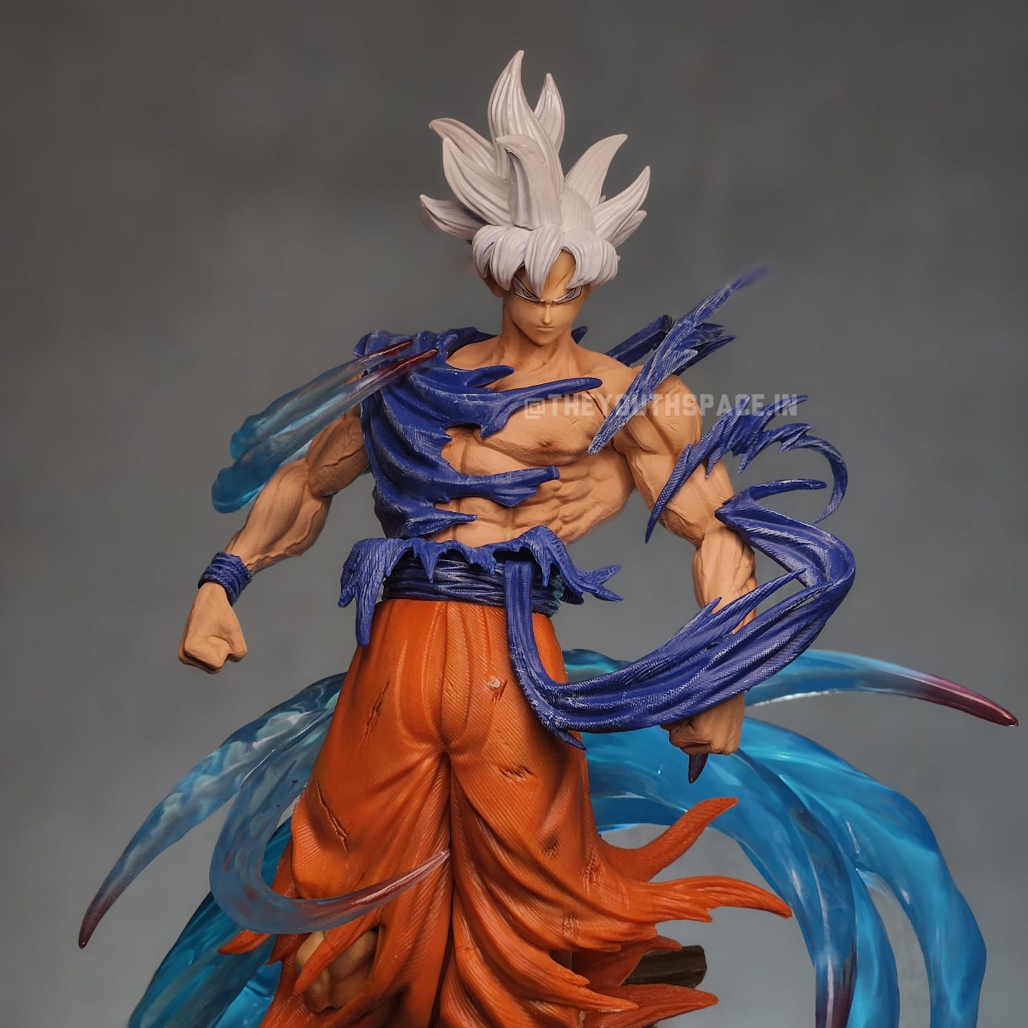 Son Goku Ultra Instinct Action Figure (50 cm)- Dragon Ball
