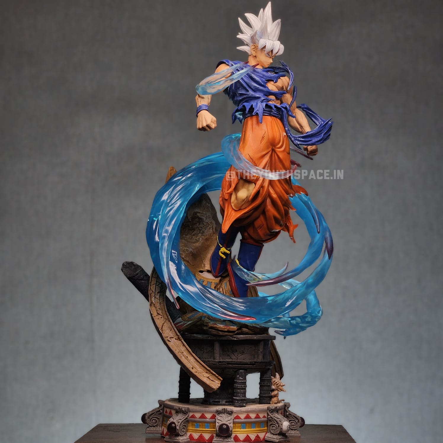 Son Goku Ultra Instinct Action Figure (50 cm)- Dragon Ball