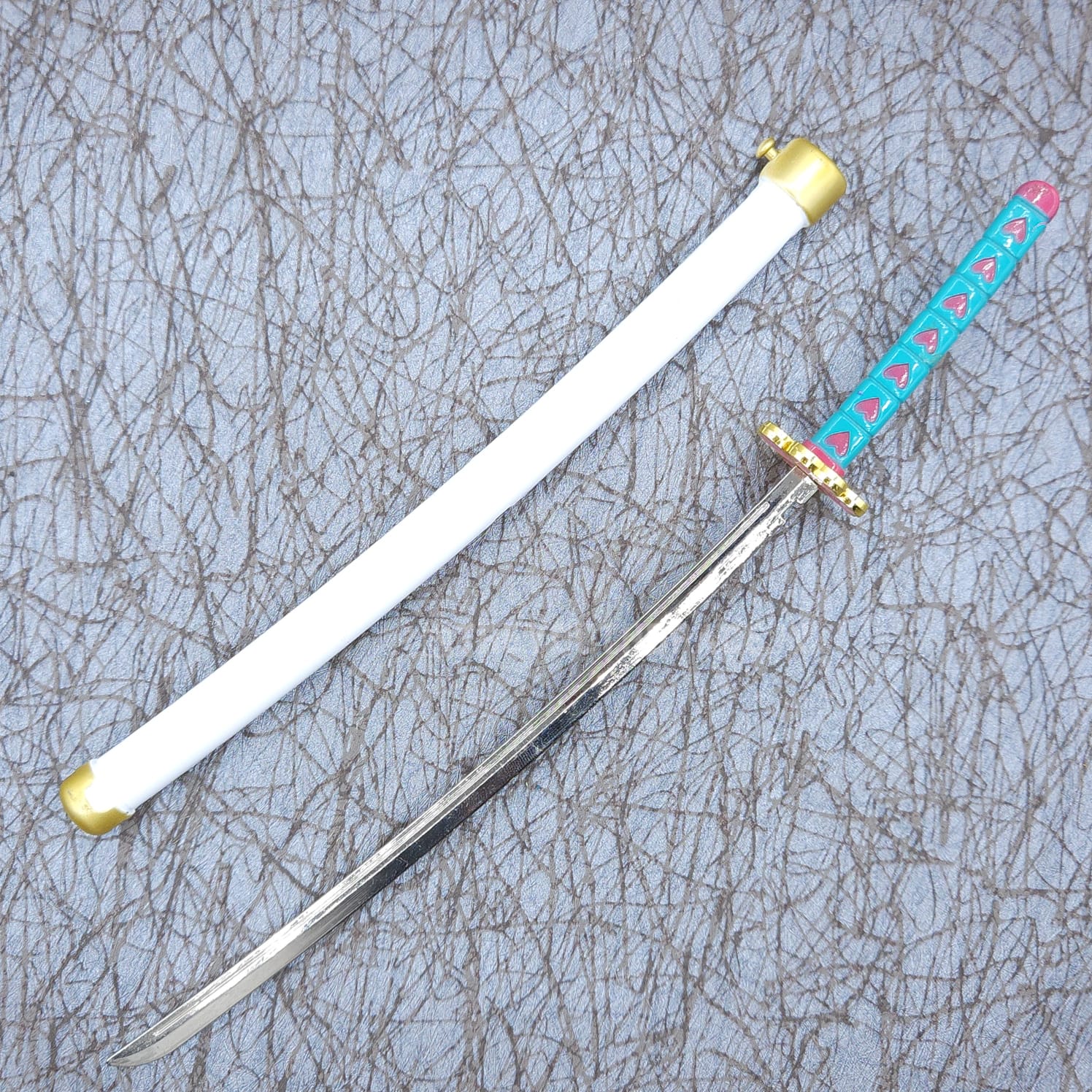 Mitsuri's Push button katanas (25 cms)