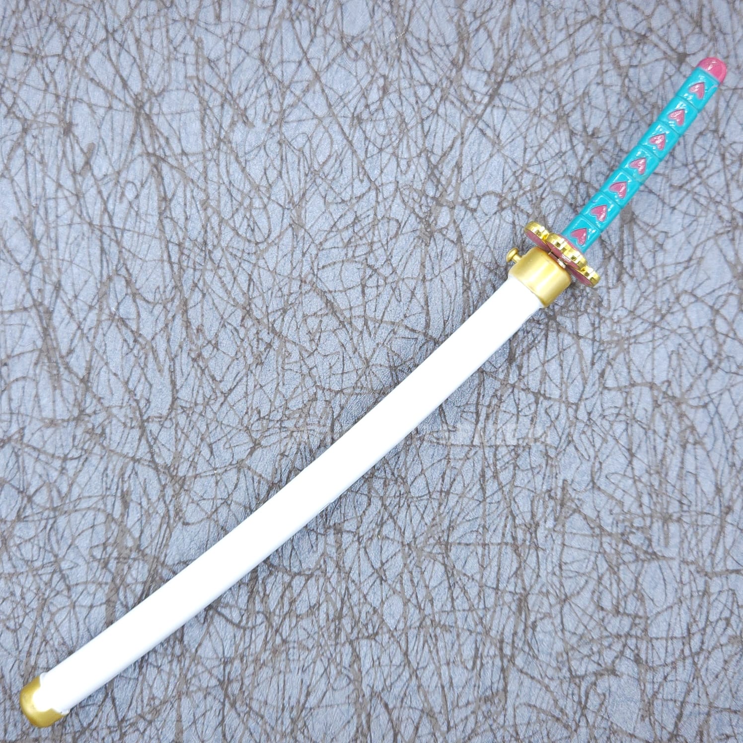 Mitsuri's Push button katanas (25 cms)