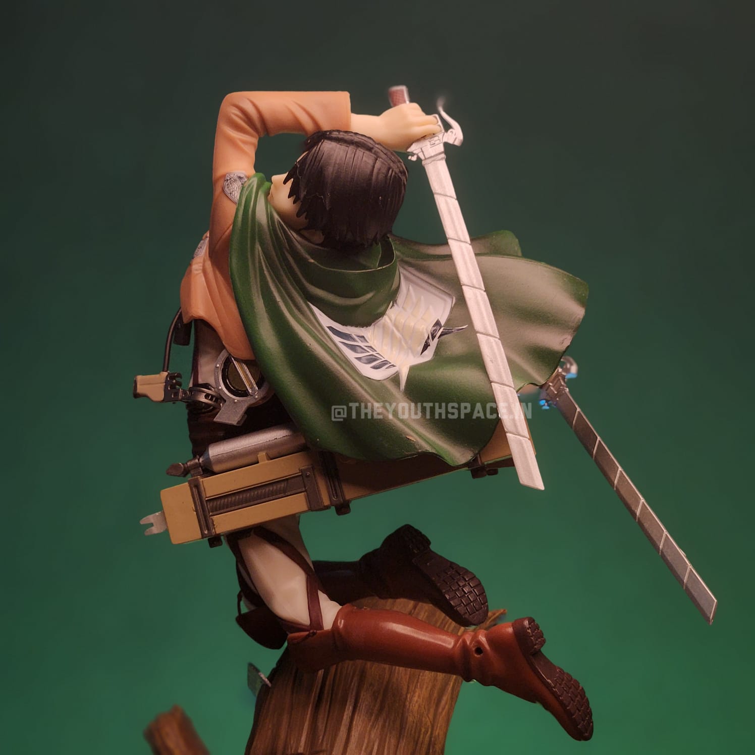 Levi Ackerman Action Figure (27 cm)- Attack On Titan