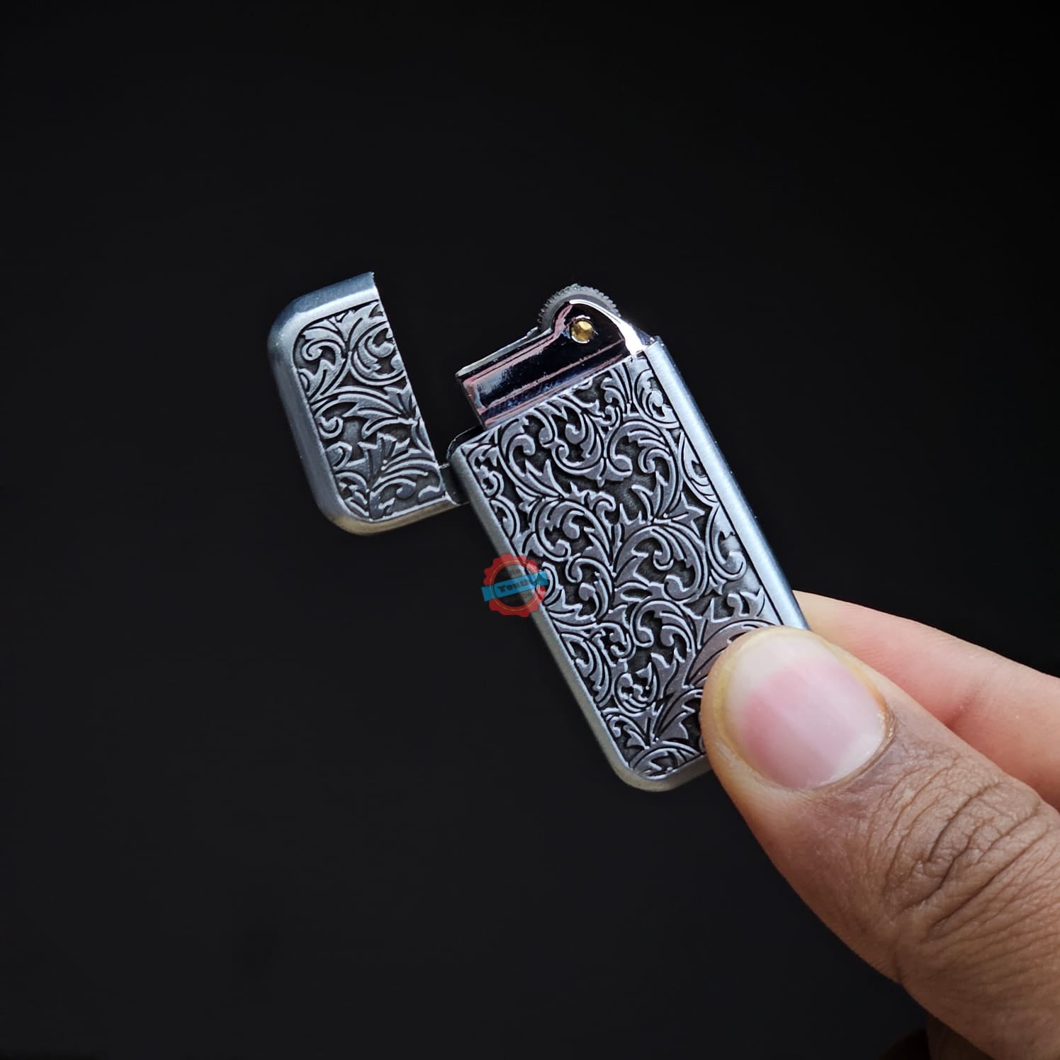 Vintage Sleek Pocket Ignition Lighter (Metallic, Color : Silver)