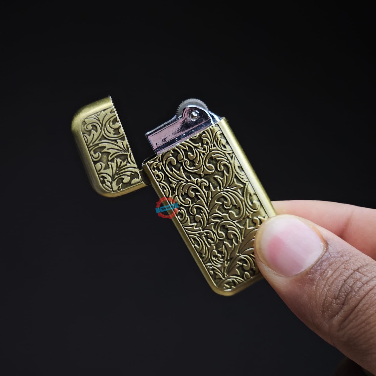Vintage Sleek Pocket Ignition Lighter (Metallic, Color : Golden)