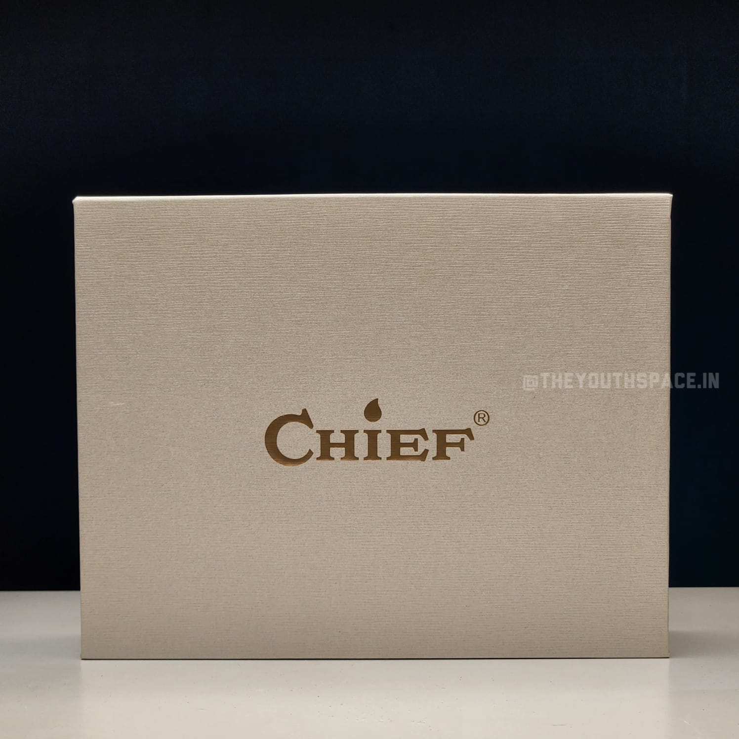 Chief 702 Kerosene Lighter