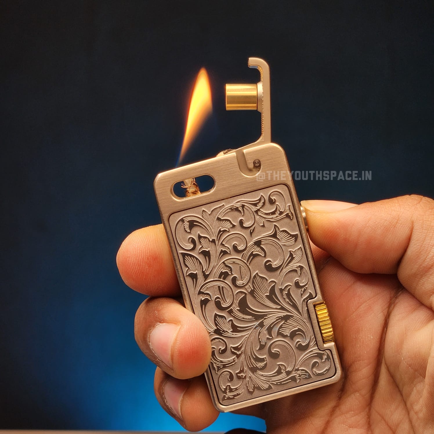 Chief 712 Lighter
