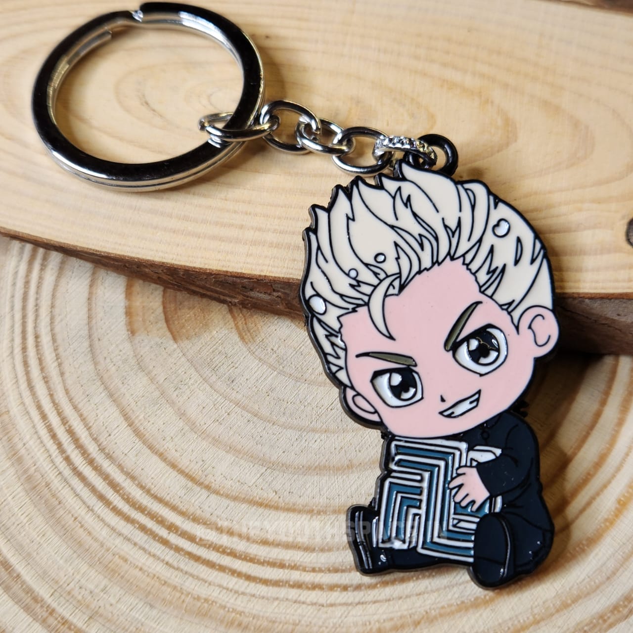 Takemichi Hanagaki metal keychain