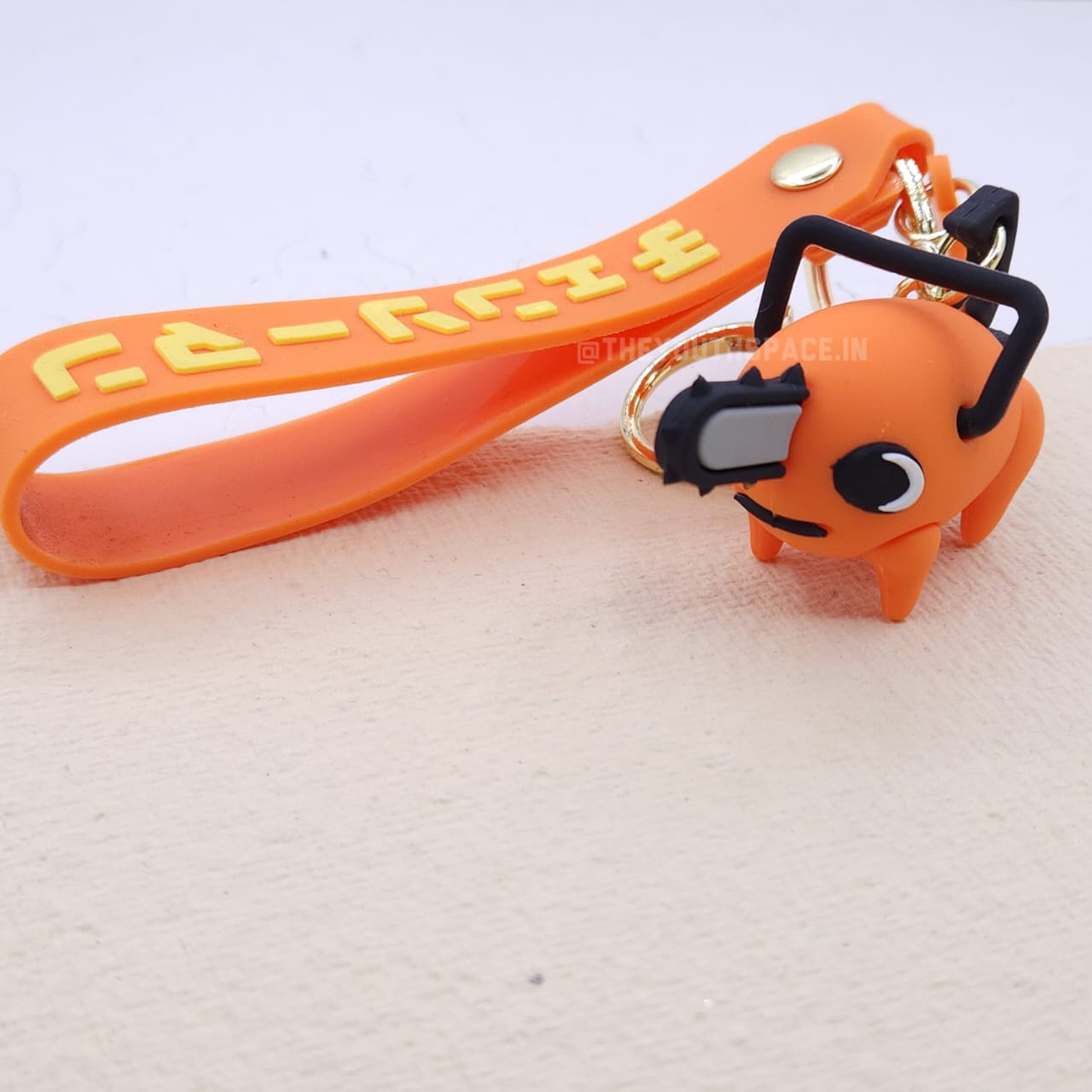 Pochita silicone keychain