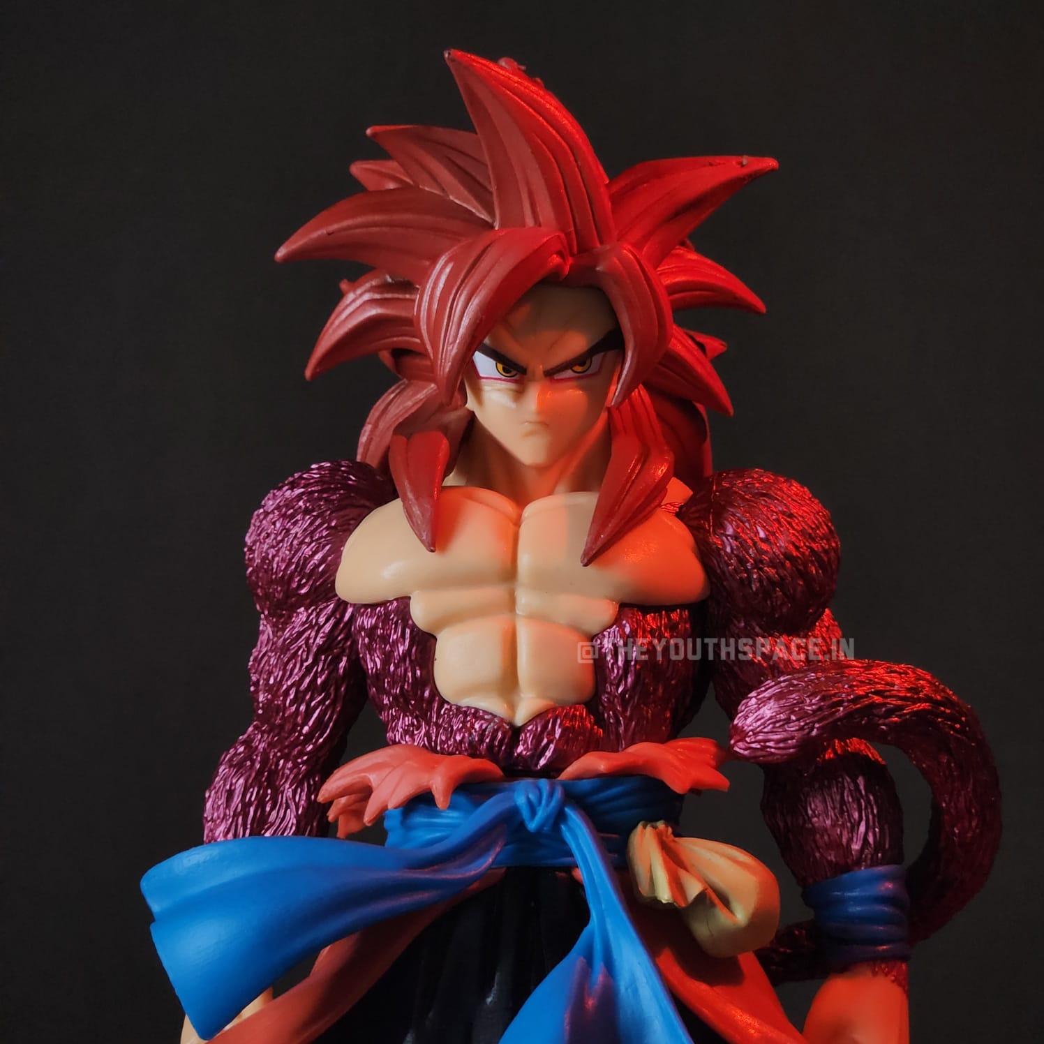 Goku Super Saiyan 4 Son Goku Xeno (27cms) - Dragon Ball