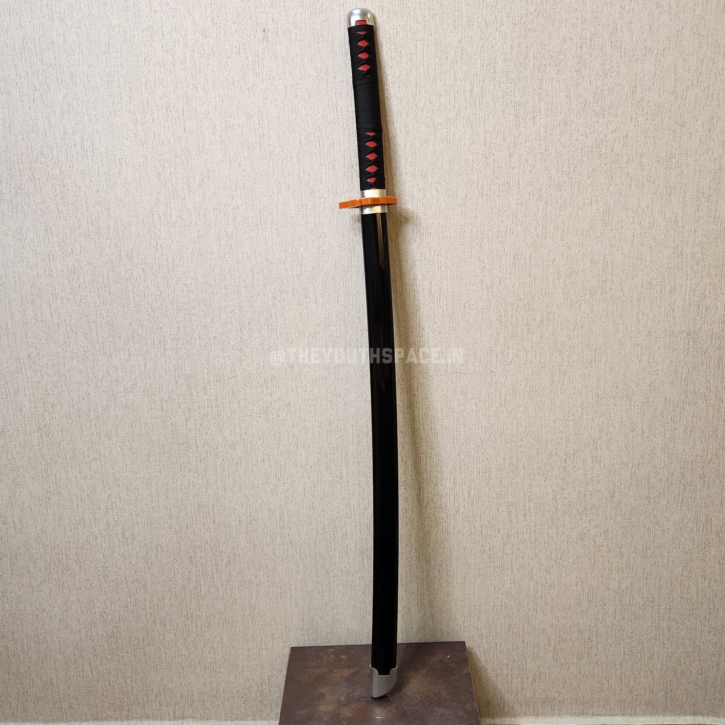 Tanjiro's Nichirin V2 wooden katana