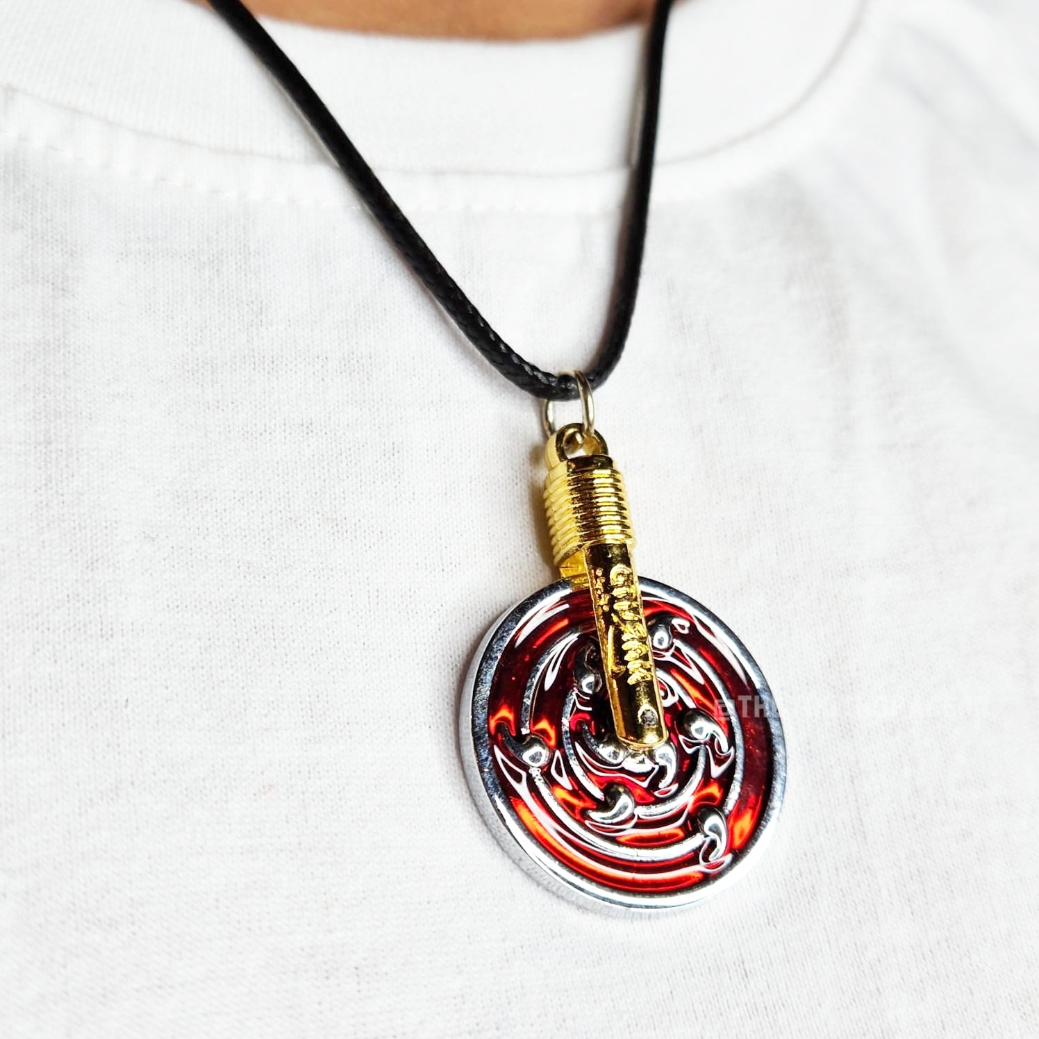 Sharingan Spinning pendant