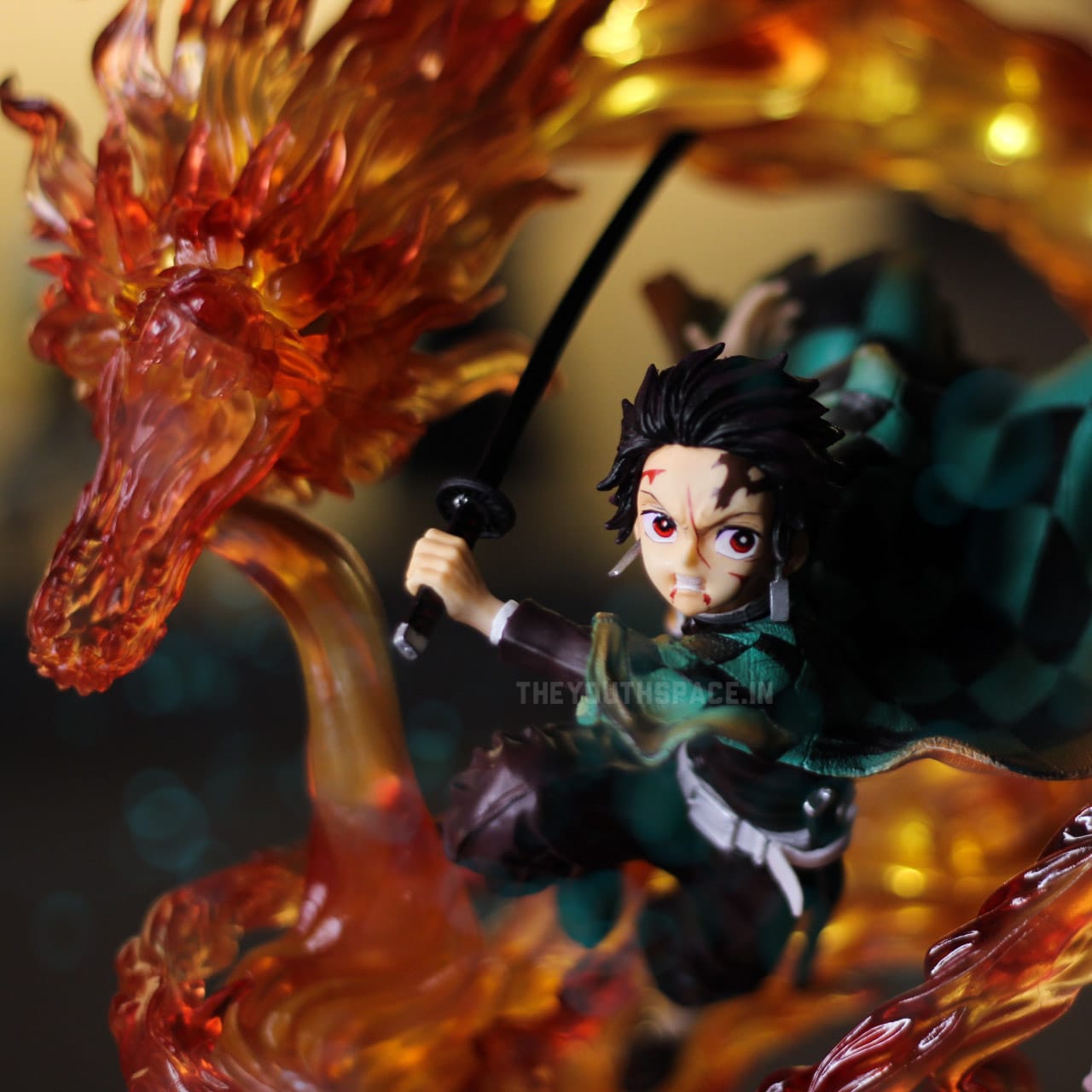 Demon Slayer: Tanjiro Kamado Fire Dragon luminous