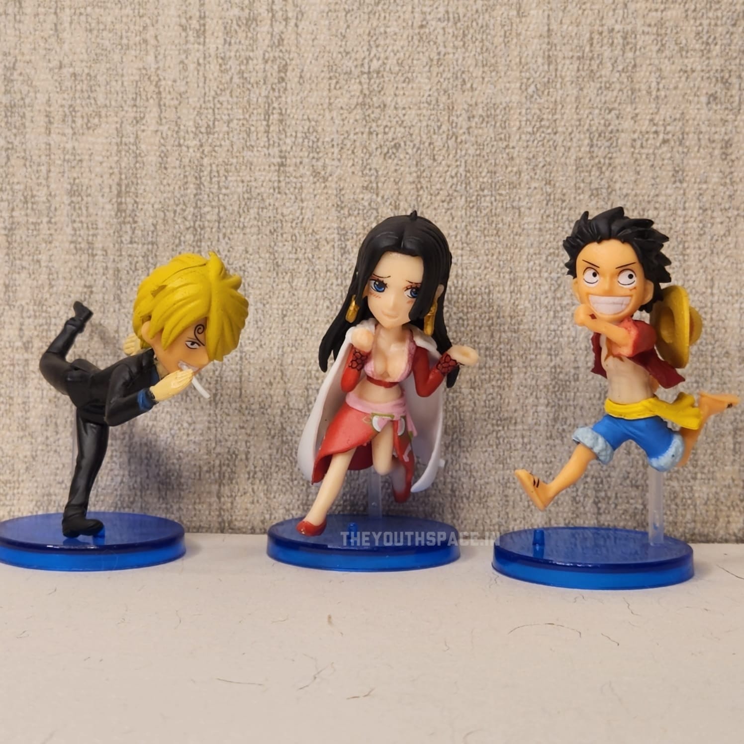 One Piece Set of 12 Figurines