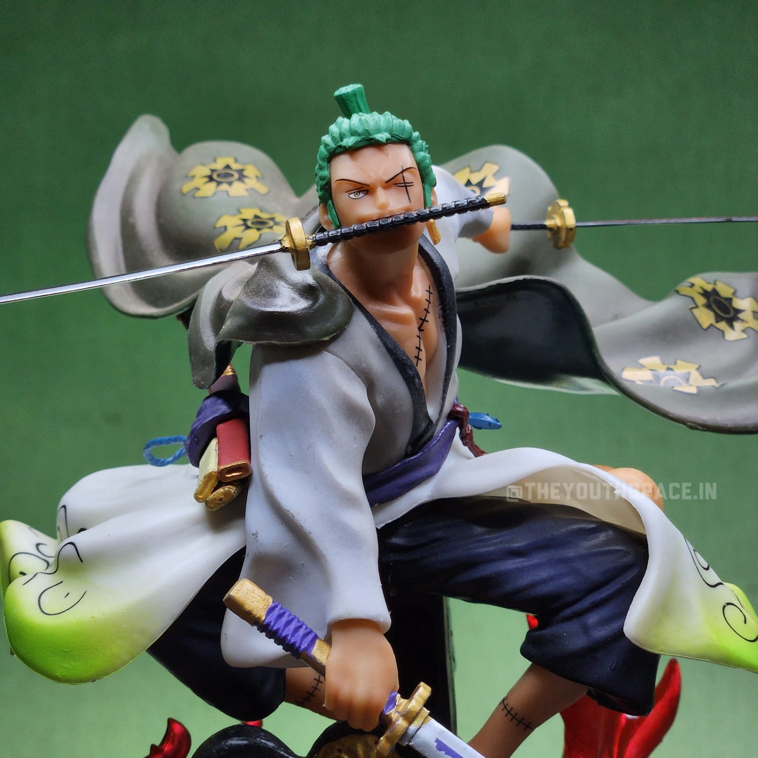 One Piece Roronoa Zoro Action figure (30 cm)