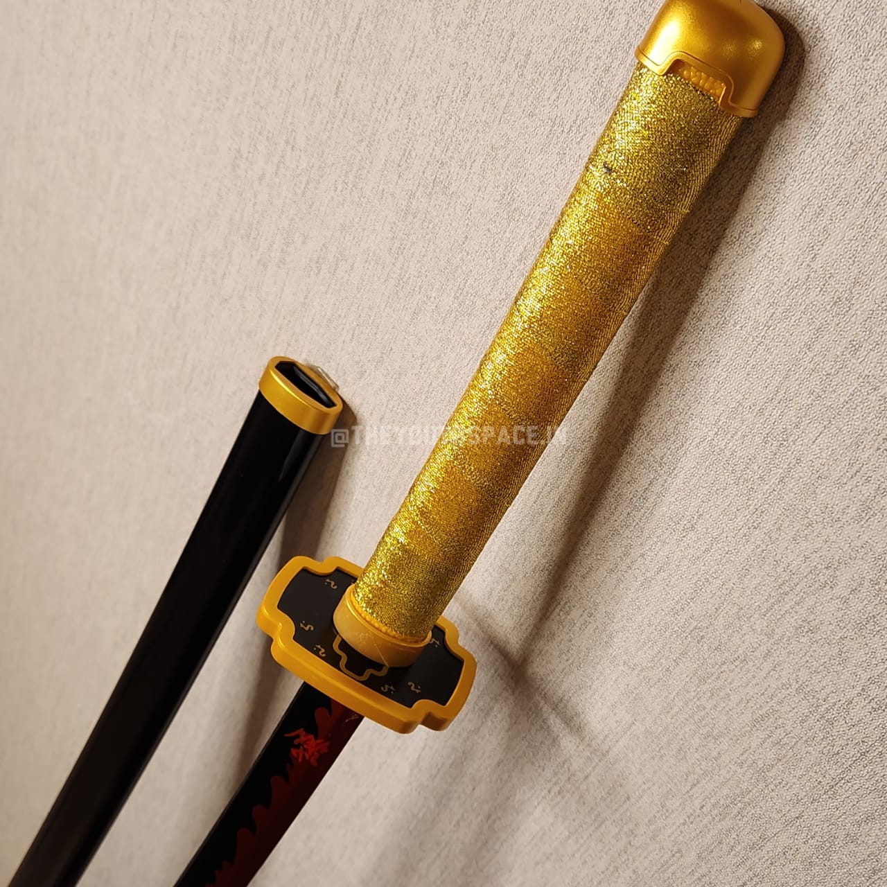 Mini Katana Demon Slayer wielded by Yoriichi Tsugikuni Steel: Steel