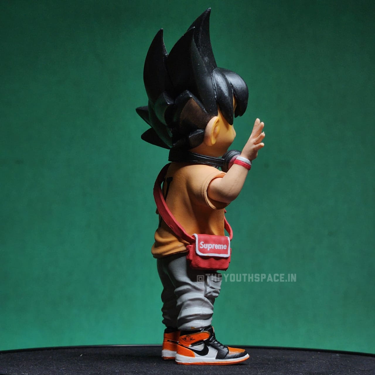 Fashinsta Son Goku Action Figure - Dragon Ball