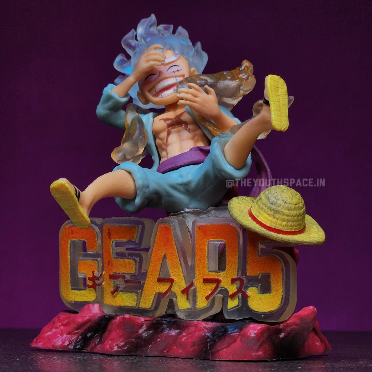 Luffy Gear 5 Action Figure