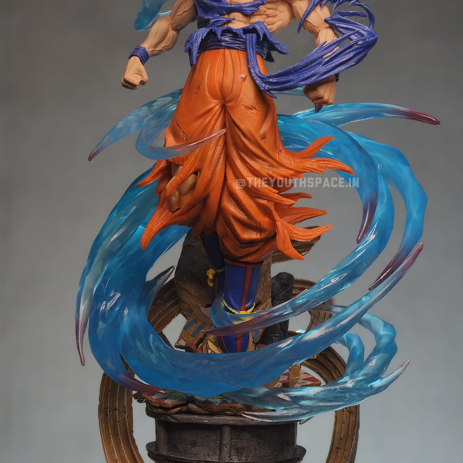 Son Goku Ultra Instinct Action Figure (50 cm)- Dragon Ball