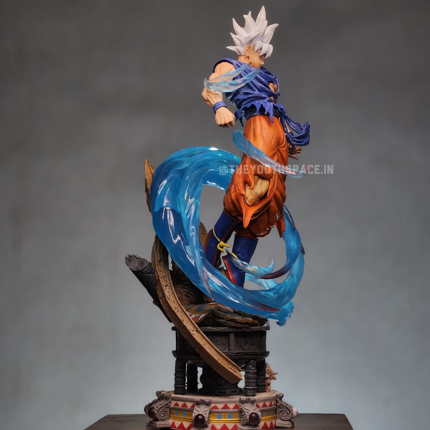 Son Goku Ultra Instinct Action Figure (50 cm)- Dragon Ball