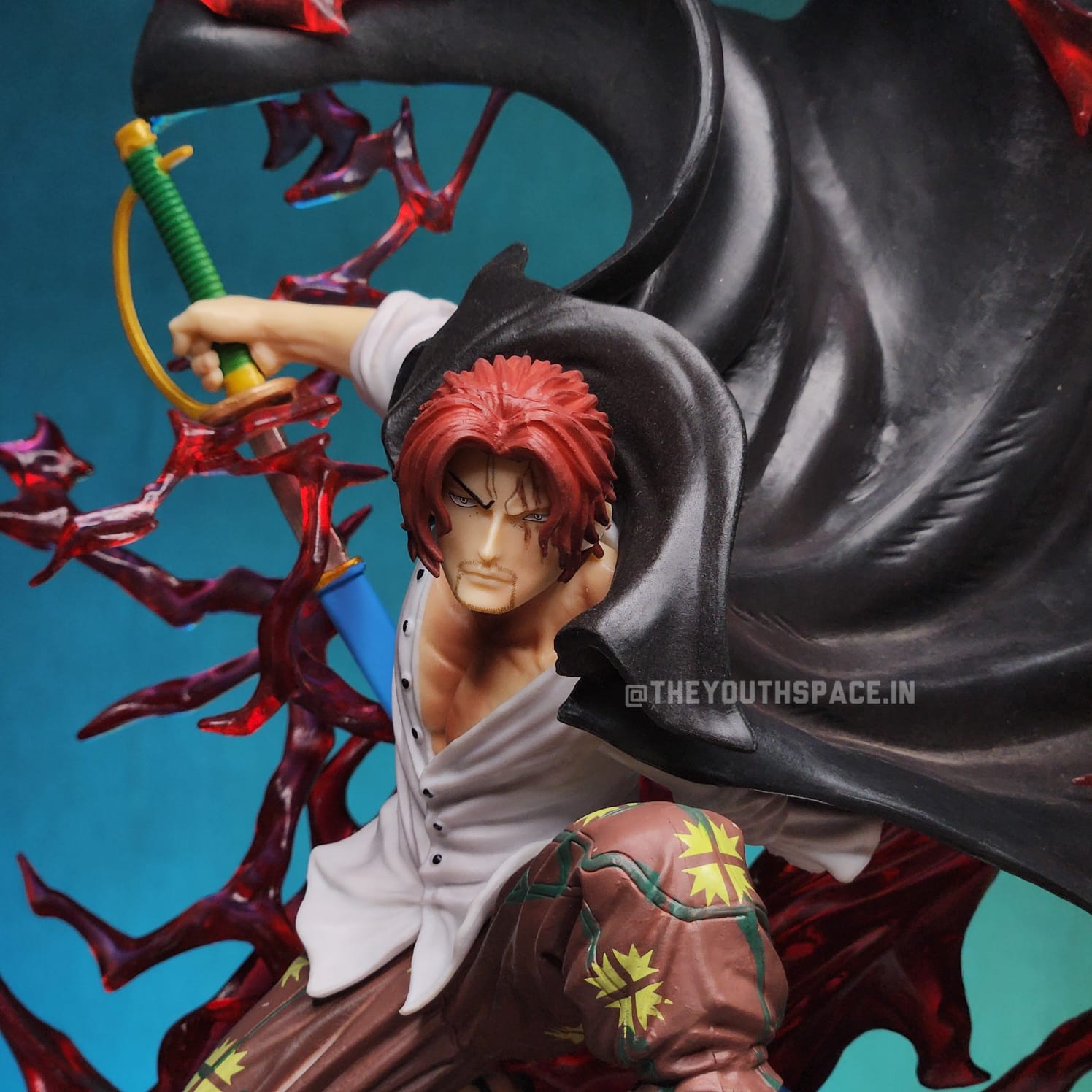 Shanks Action Figure (31 cm) - One Piece