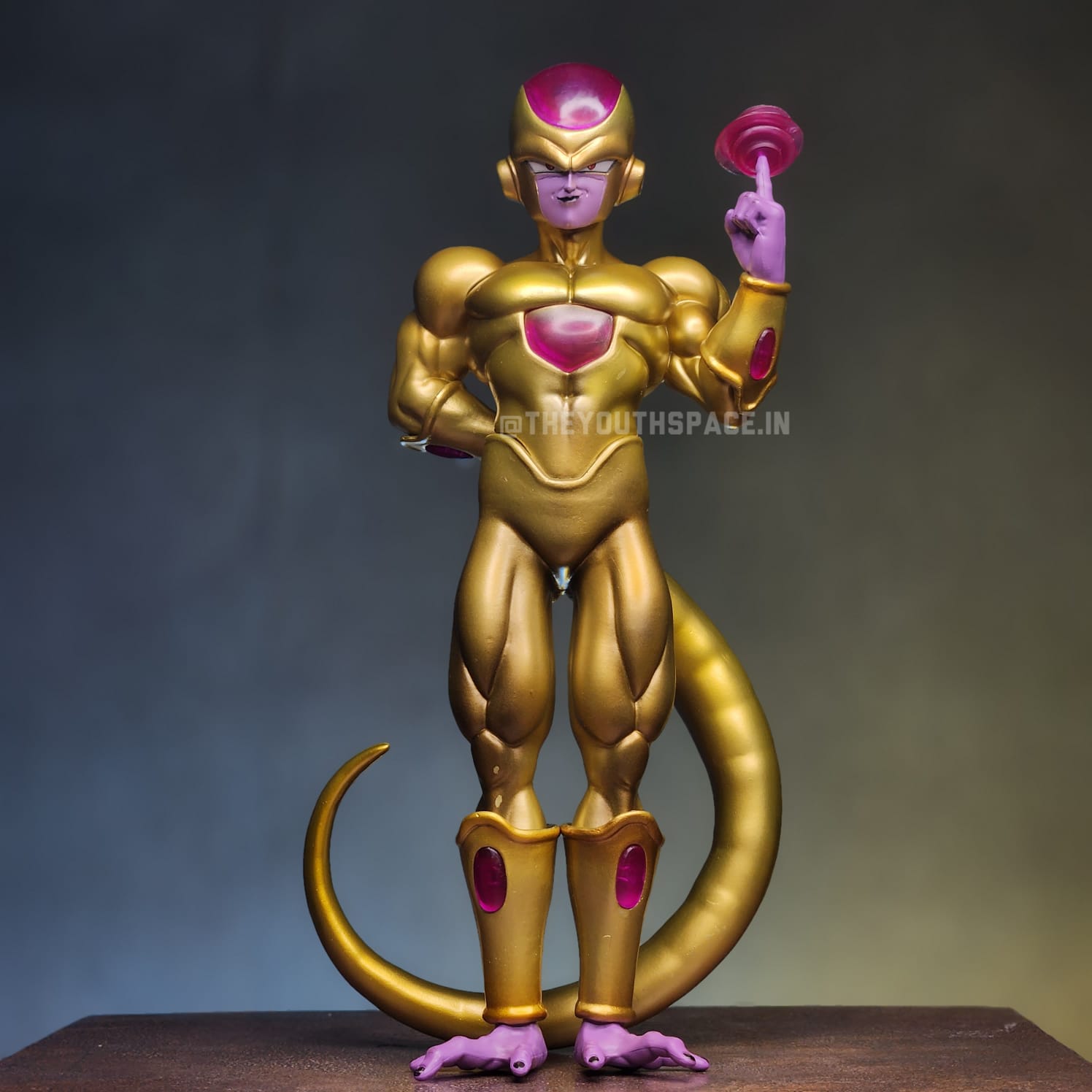 Golden Frieza Action Figure - Dragon Ball