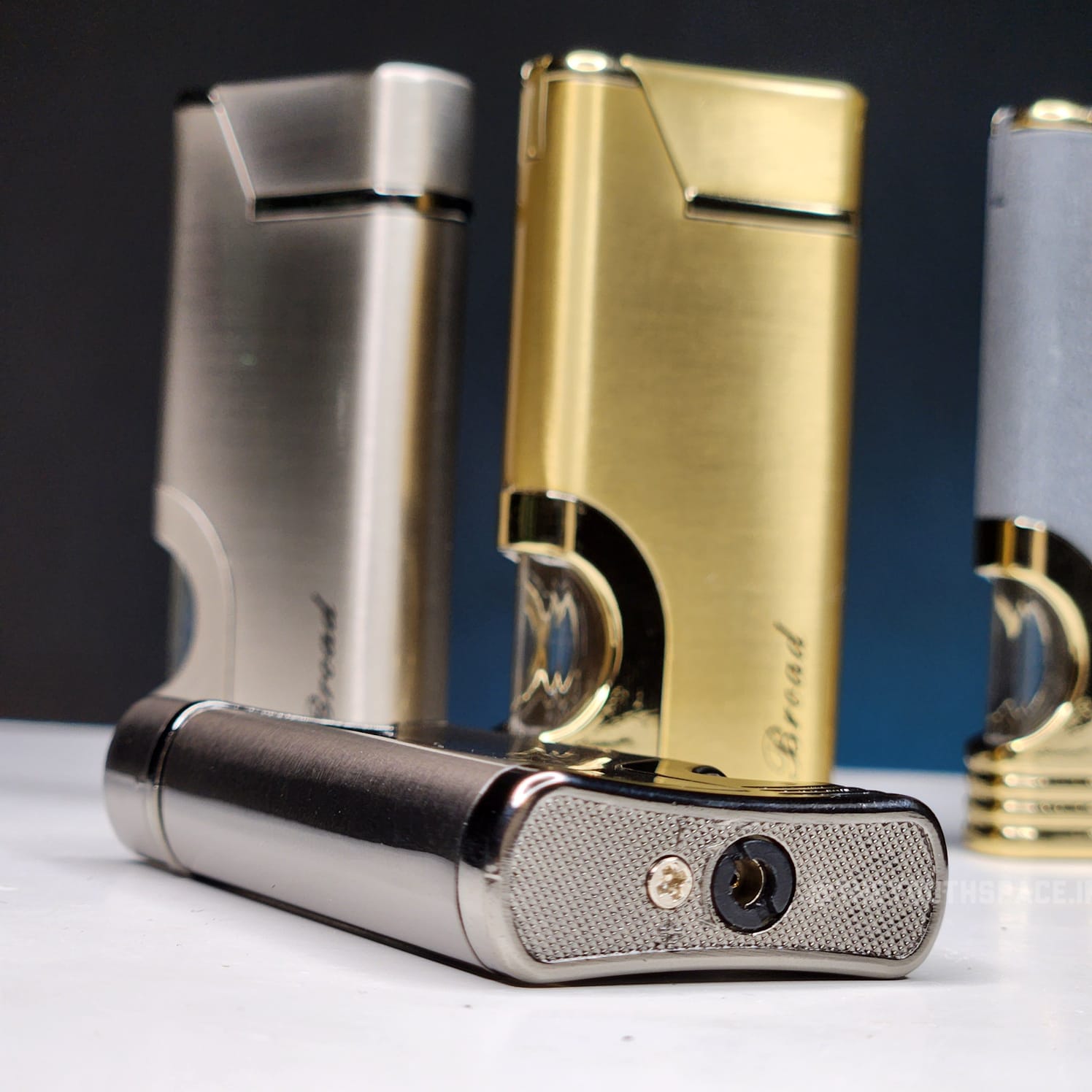 Sleek Fancy jet lighter with visible fuel tank