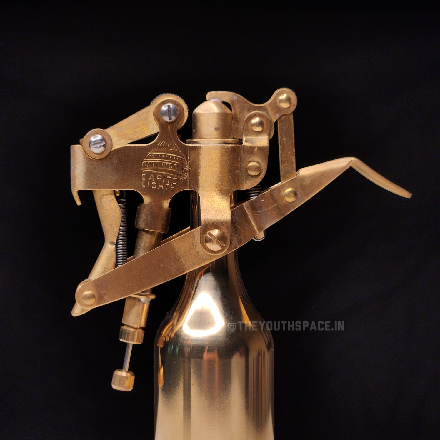 Vintage Heavy Duty Pure Brass Machinery Antique Lighter