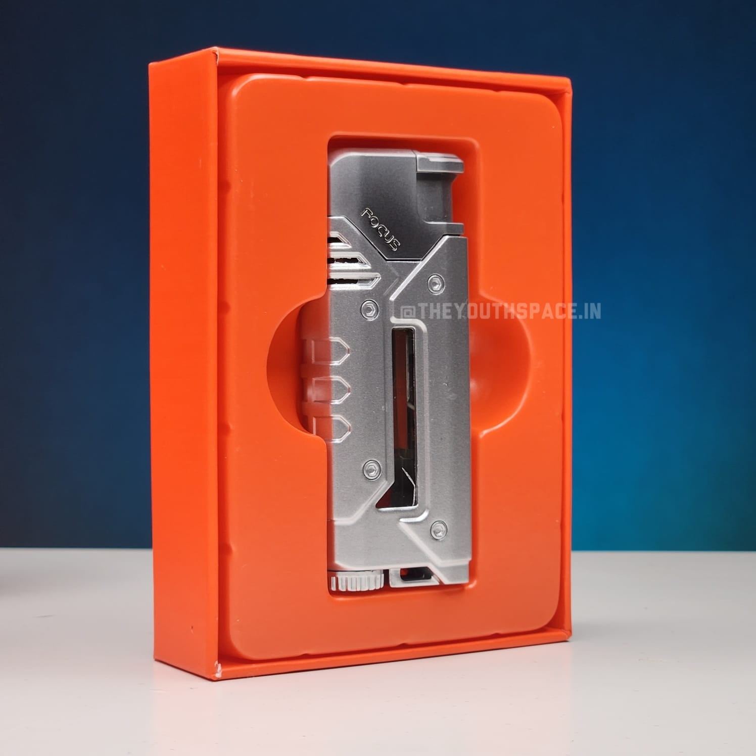 Cybrix Glow Jet Flame Lighter With LED Lights (Metallic)