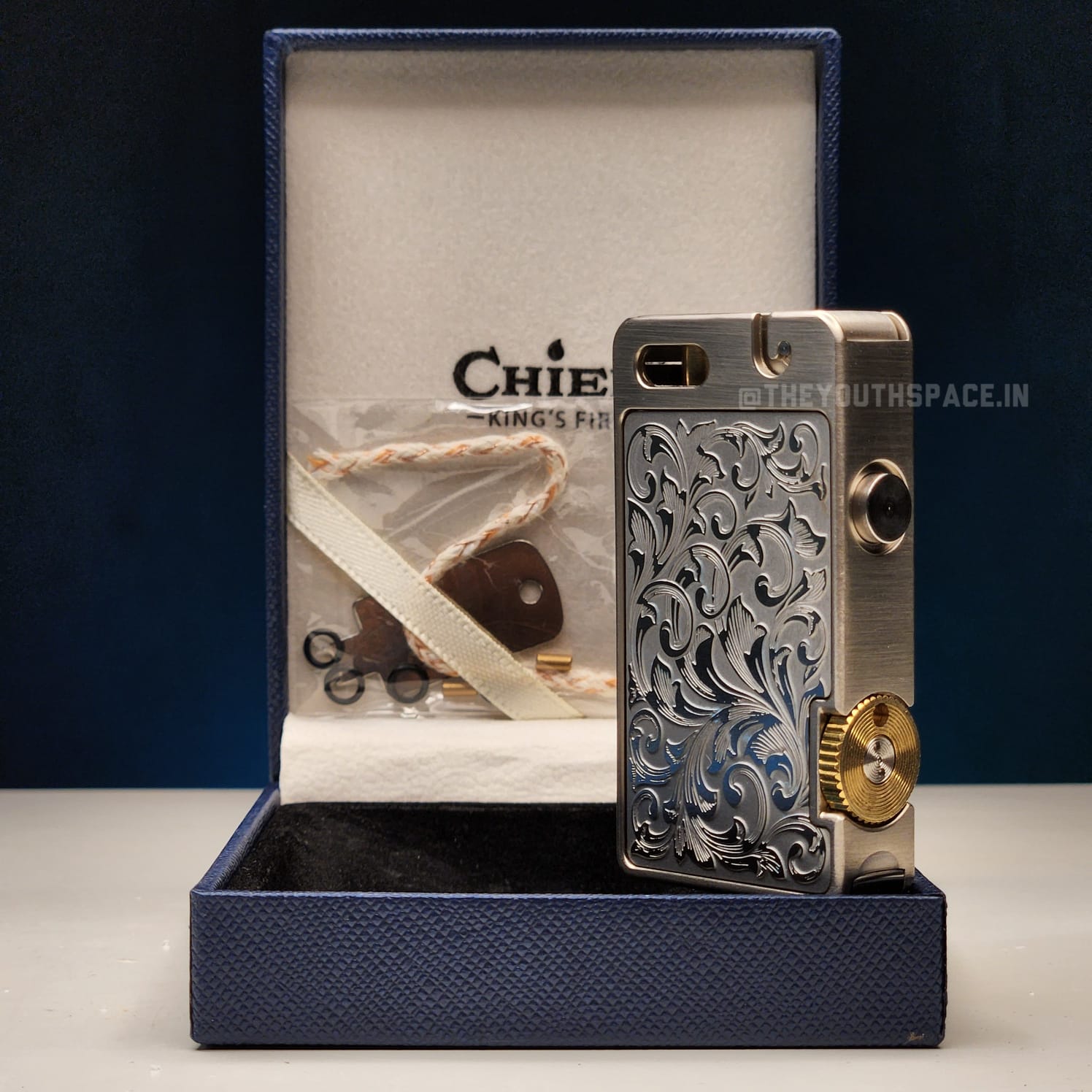 Chief 712 Lighter