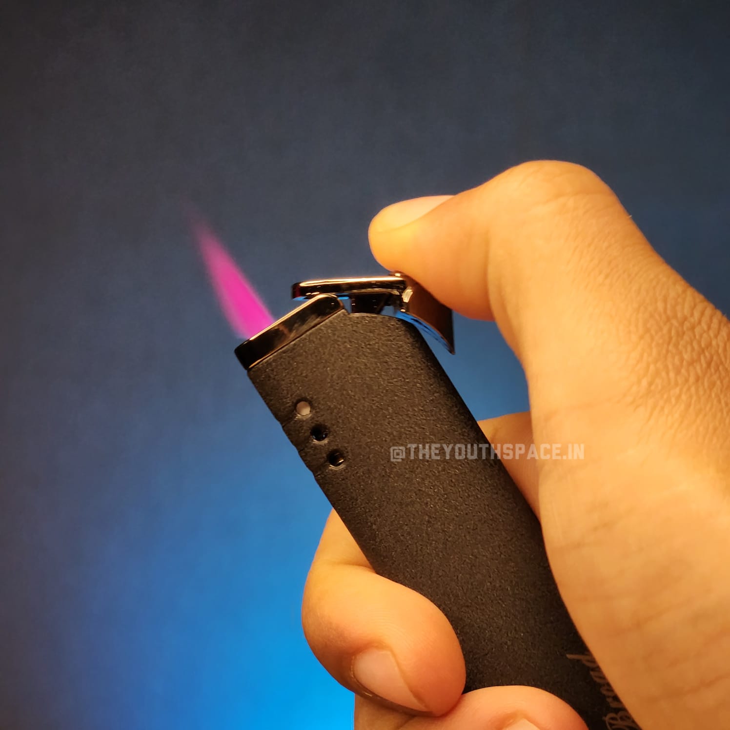 Slender Matte Red Flame Jet Lighter (Metallic)