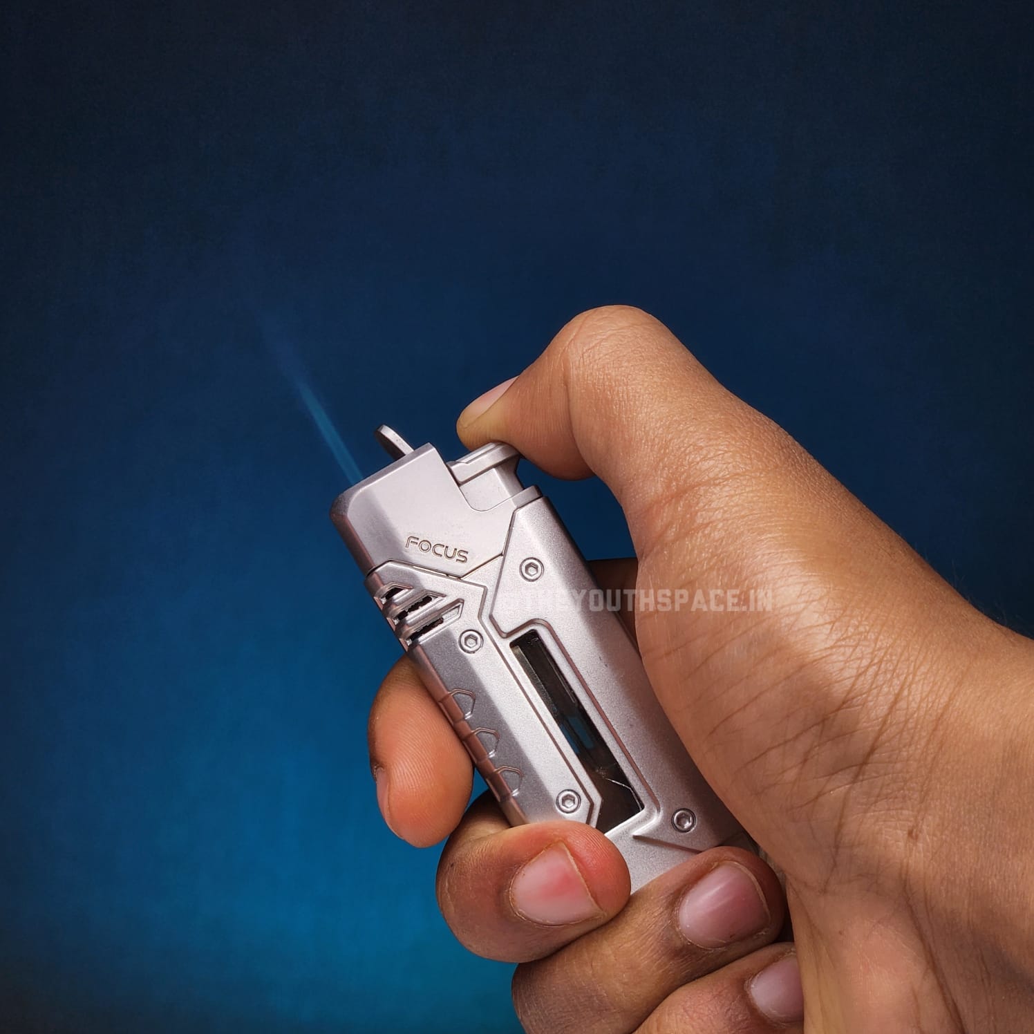 Cybrix Glow Jet Flame Lighter With LED Lights (Metallic)