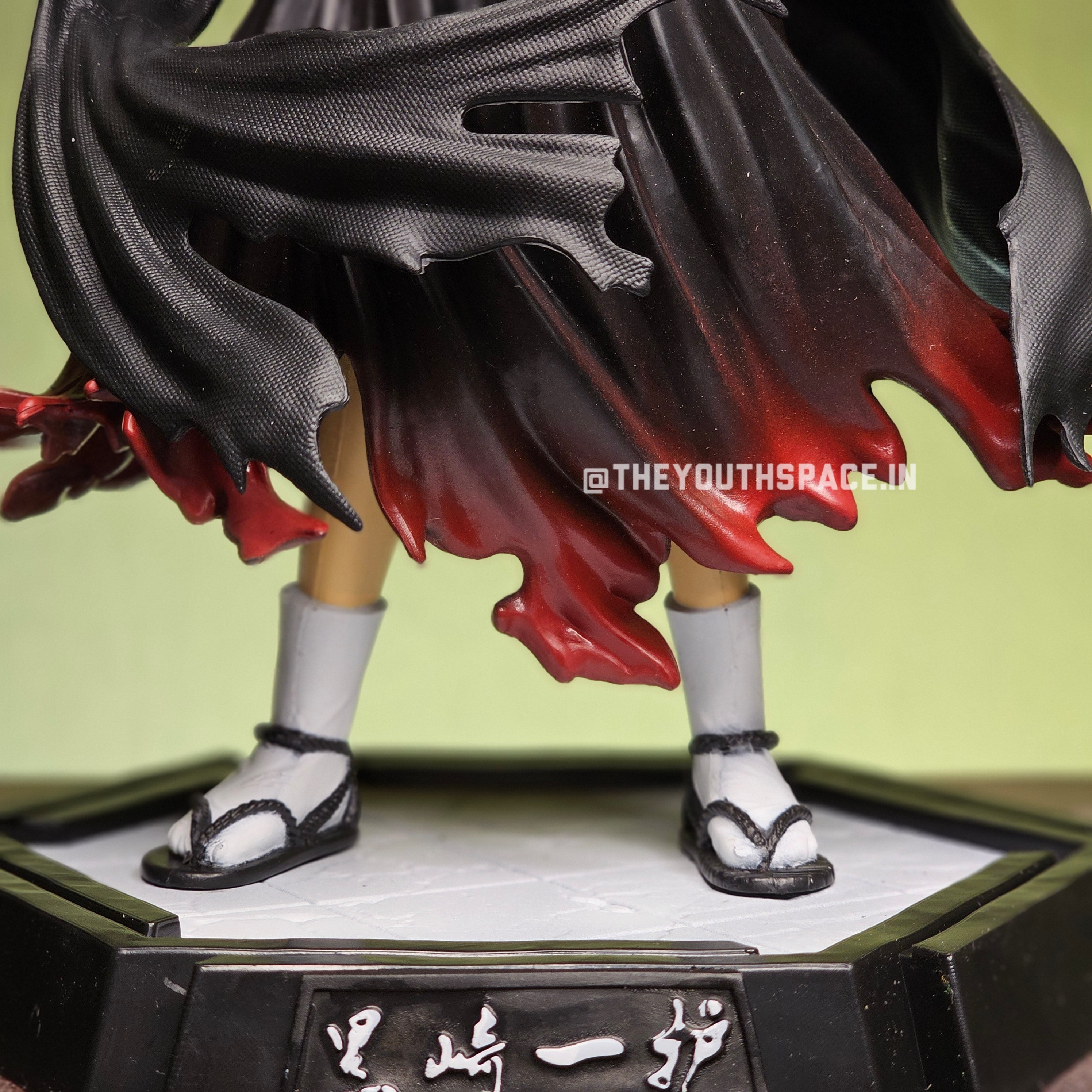 Ichigo in Half Hollow Mask Action Figure - Bleach