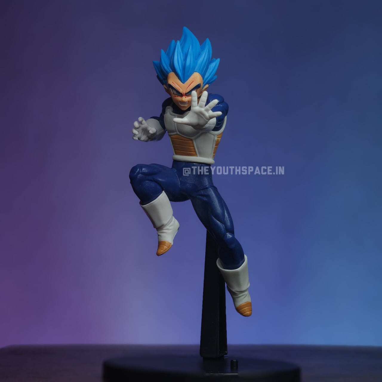 Super Saiyan Blue Vegeta Action Figure - Dragon Ball