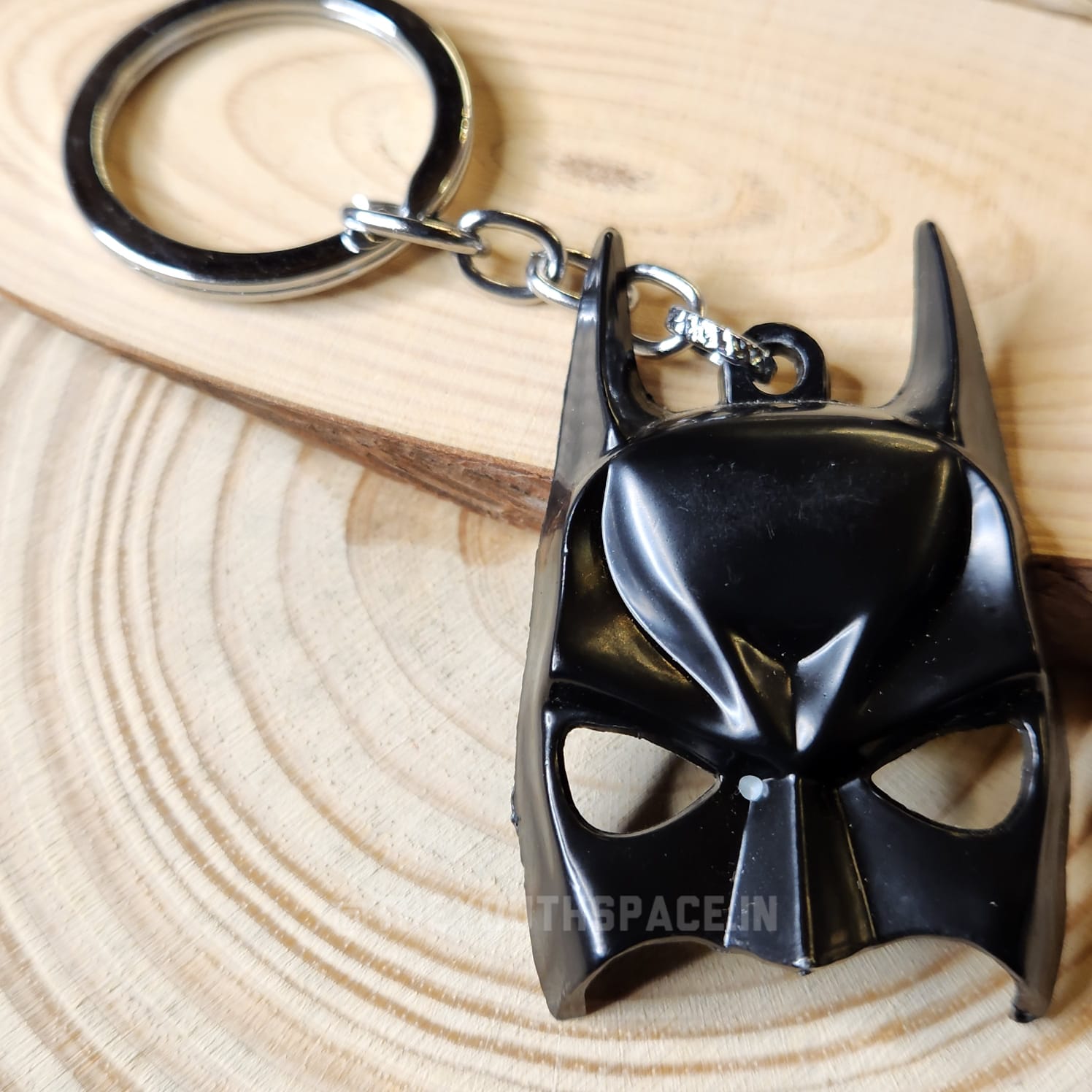 Batman mask metal keychain