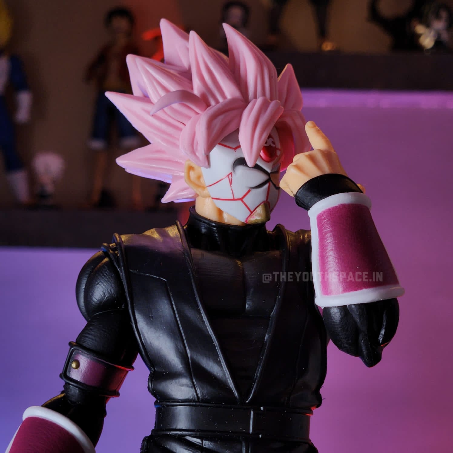 Goku Pink Hair Spaceship