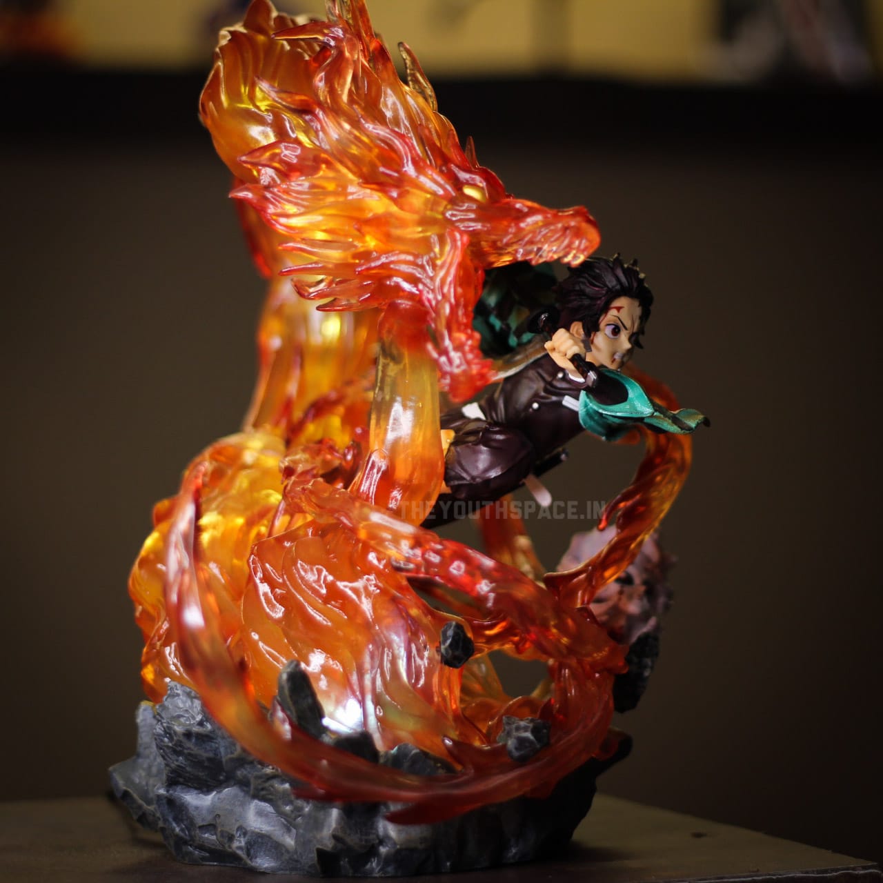 Demon Slayer: Tanjiro Kamado Fire Dragon luminous